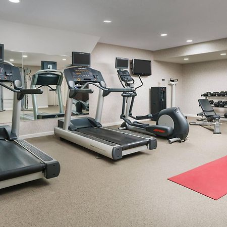 Residence Inn Hartford Уиндзър Екстериор снимка