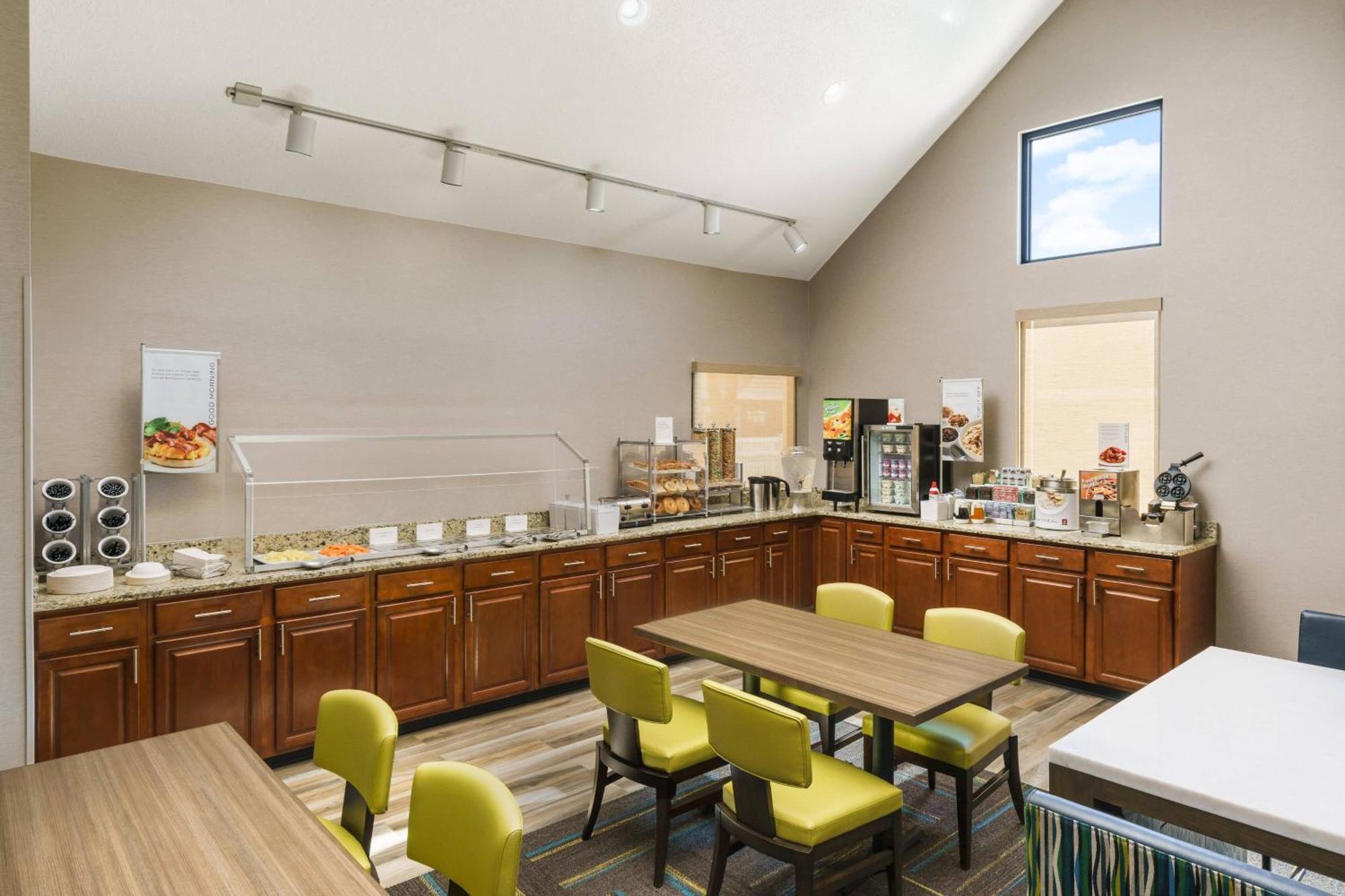 Residence Inn Hartford Уиндзър Екстериор снимка
