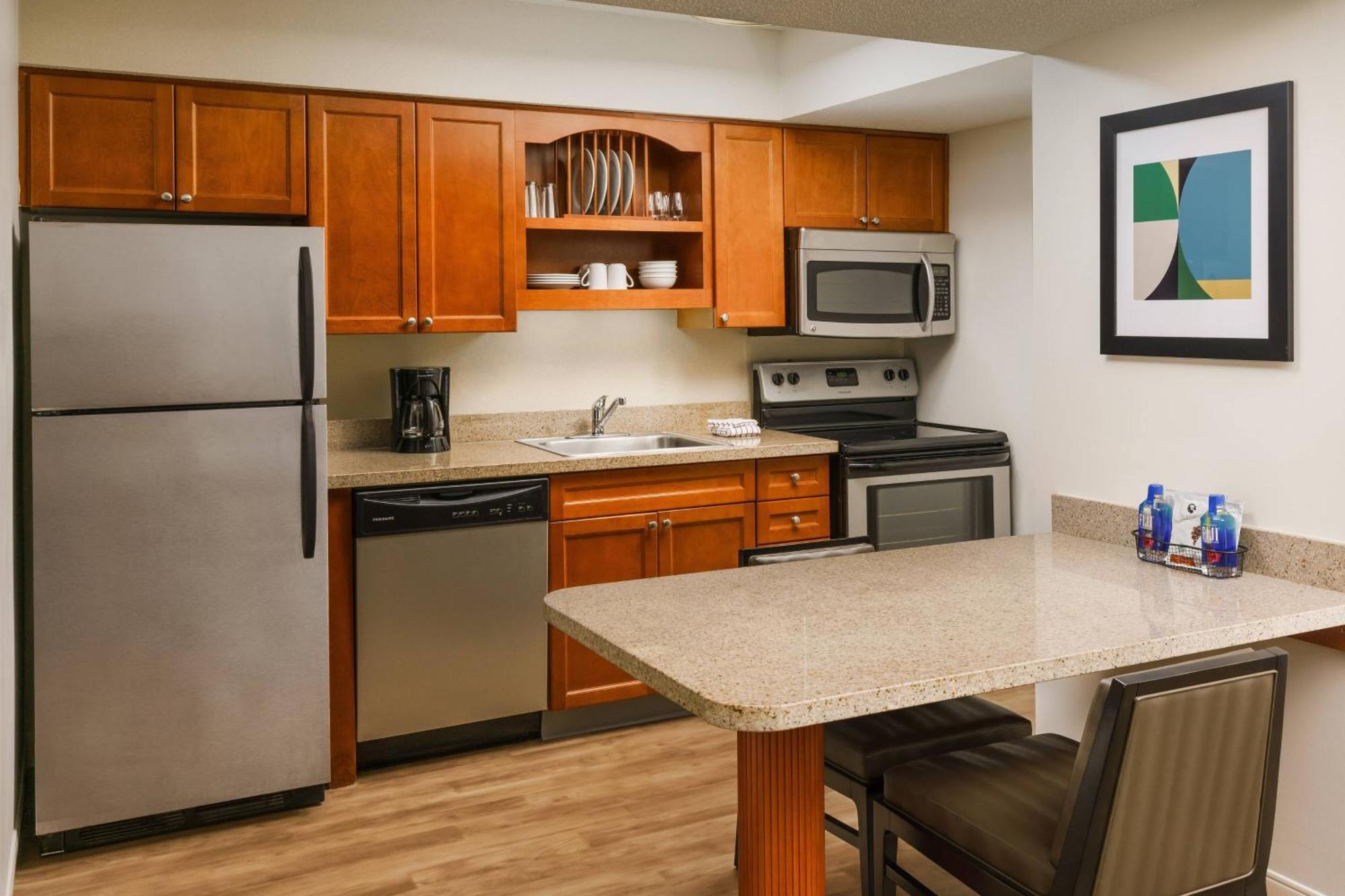 Residence Inn Hartford Уиндзър Екстериор снимка