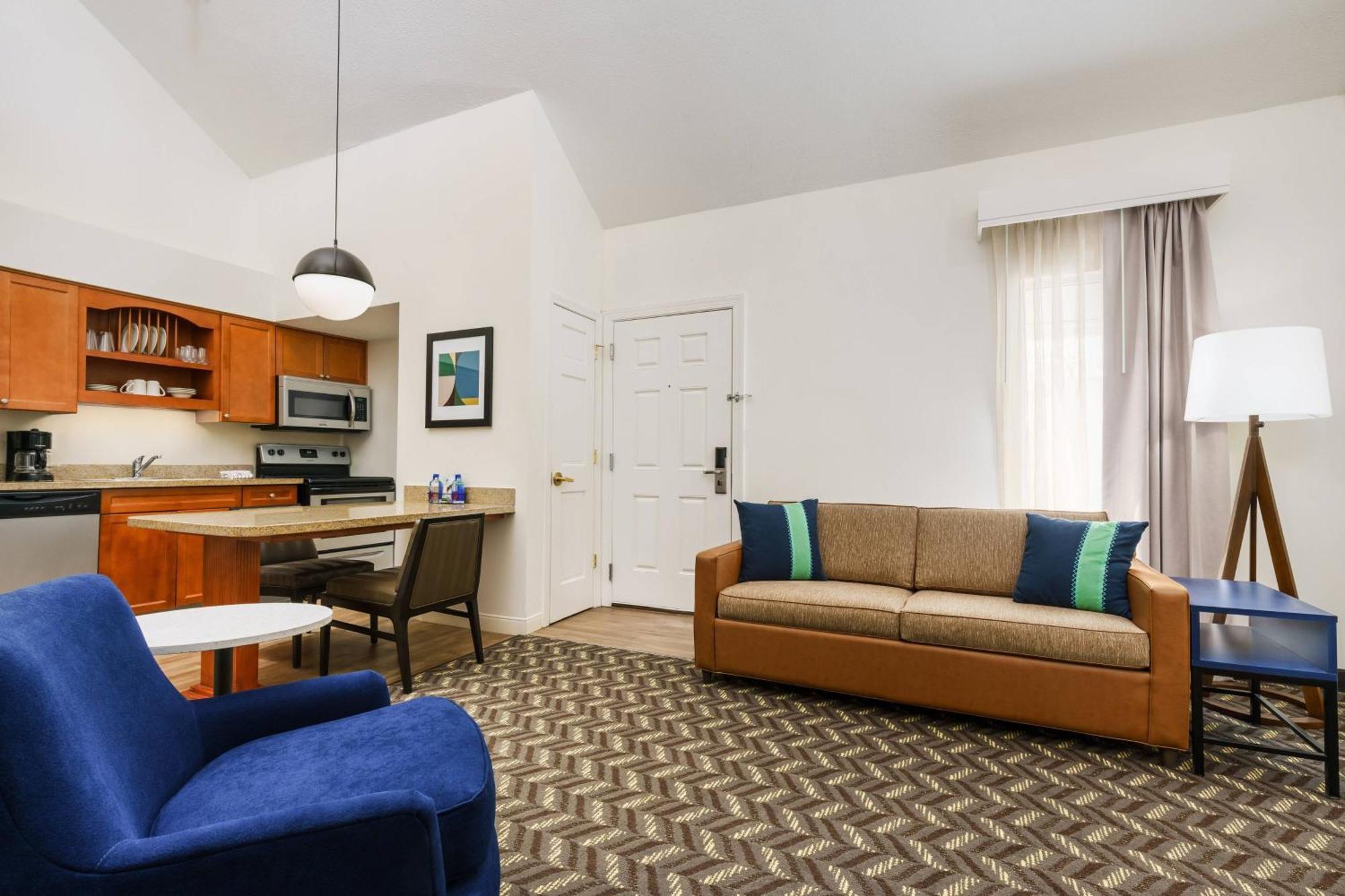 Residence Inn Hartford Уиндзър Екстериор снимка