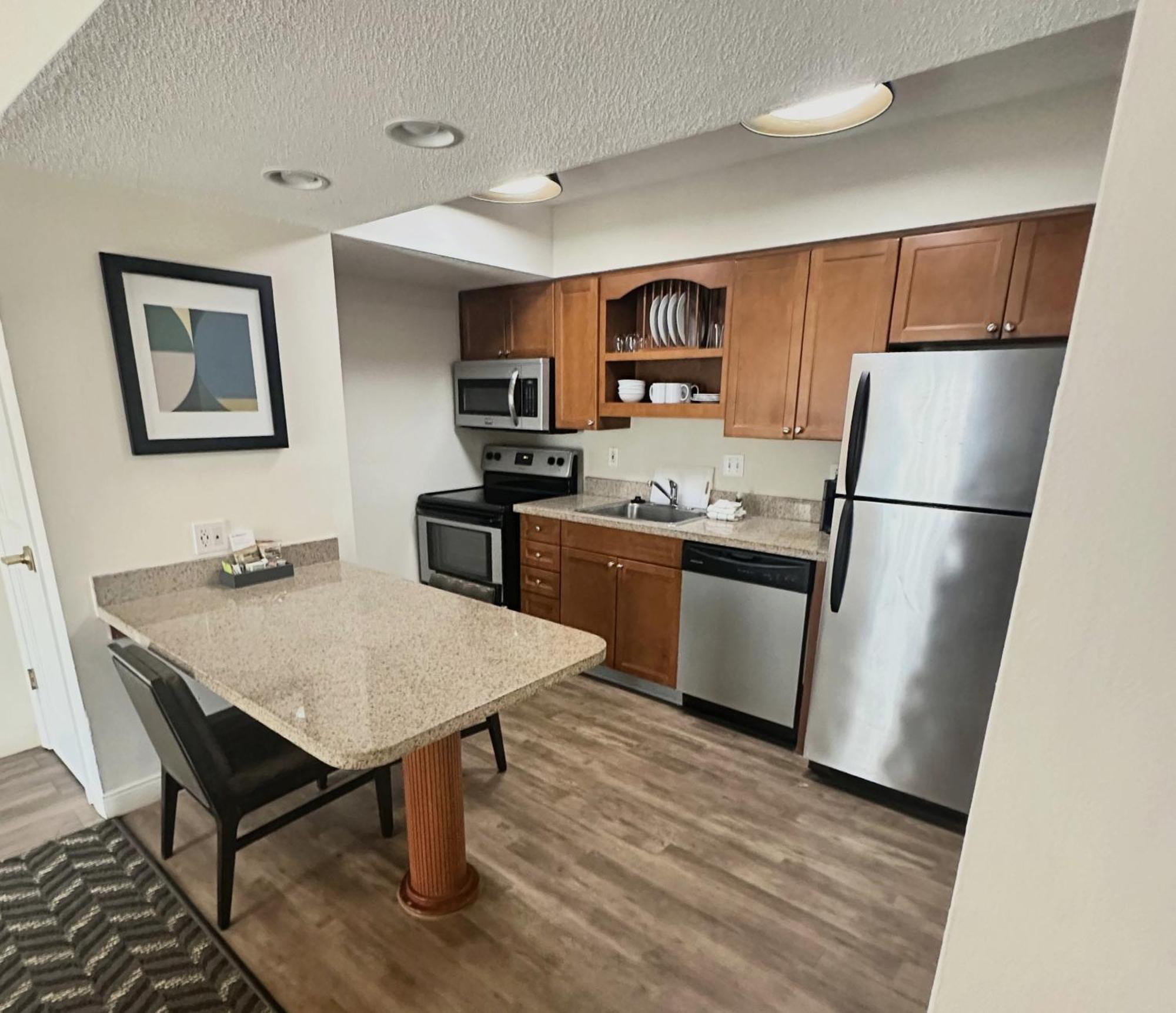 Residence Inn Hartford Уиндзър Екстериор снимка
